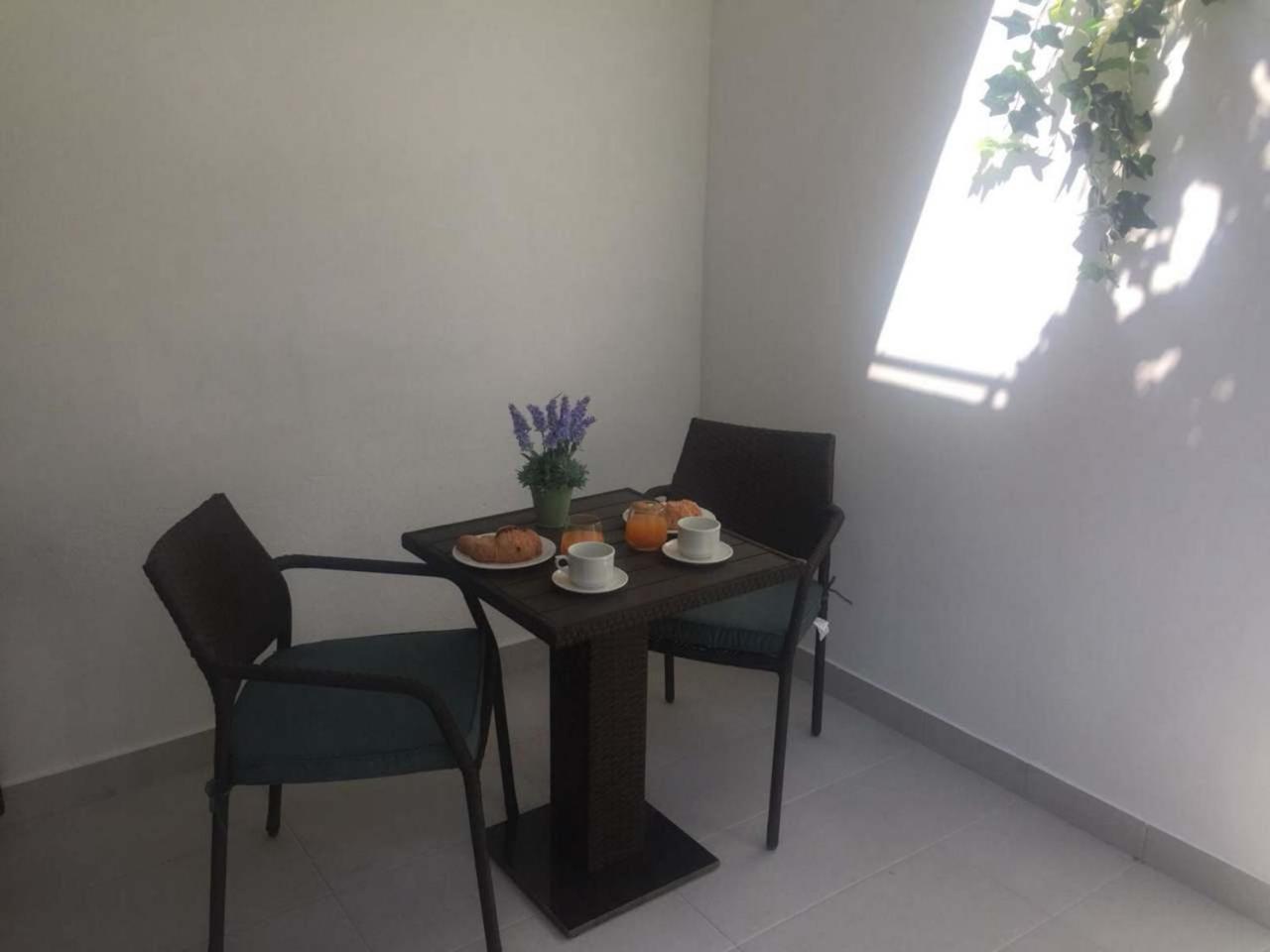 Apartments Niko Омиш Экстерьер фото